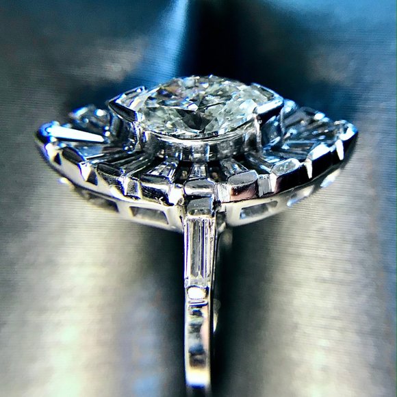 - 1.96ct VINTAGE MARQUISE CUT H SI1 DIAMOND CERTIFIED RETRO OVAL COCKTAIL RING - - Picture 6 of 11